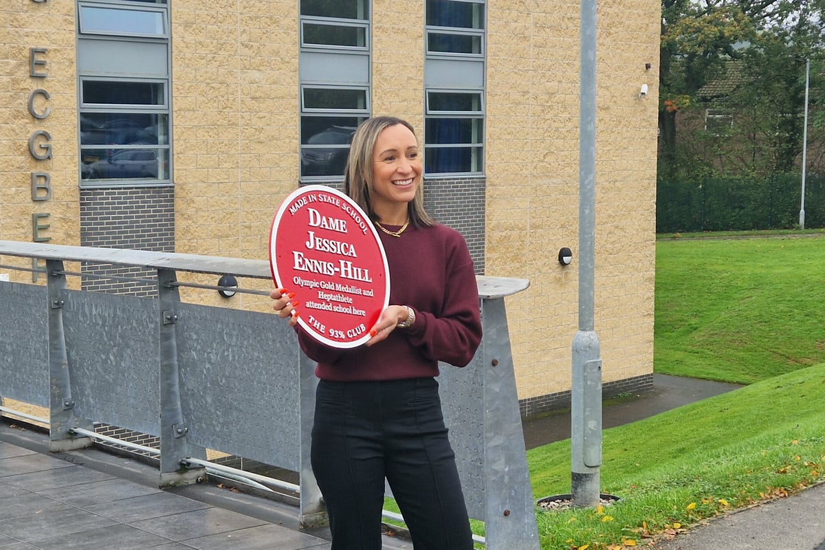 Dame Jessica Ennis-Hill honoured at former school