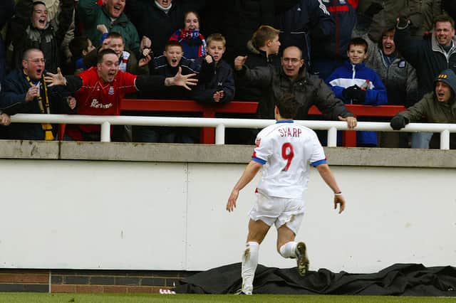 Billy Sharp scored nine goals during his loan spell at Rushden and Diamonds just over 20 years ago.