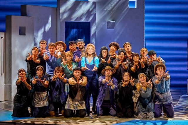The tour of MAMMA MIA! Photo by Brinkhoff-Moegenburg