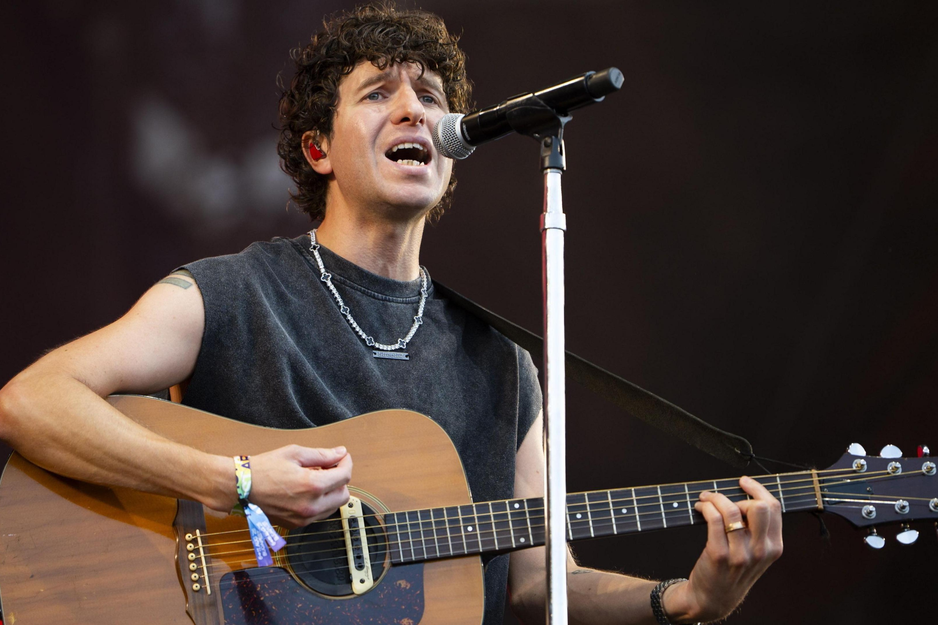 “Some of best crowds are in the north”: The Kooks frontman on headlining Sheffield's Rock n Roll Circus