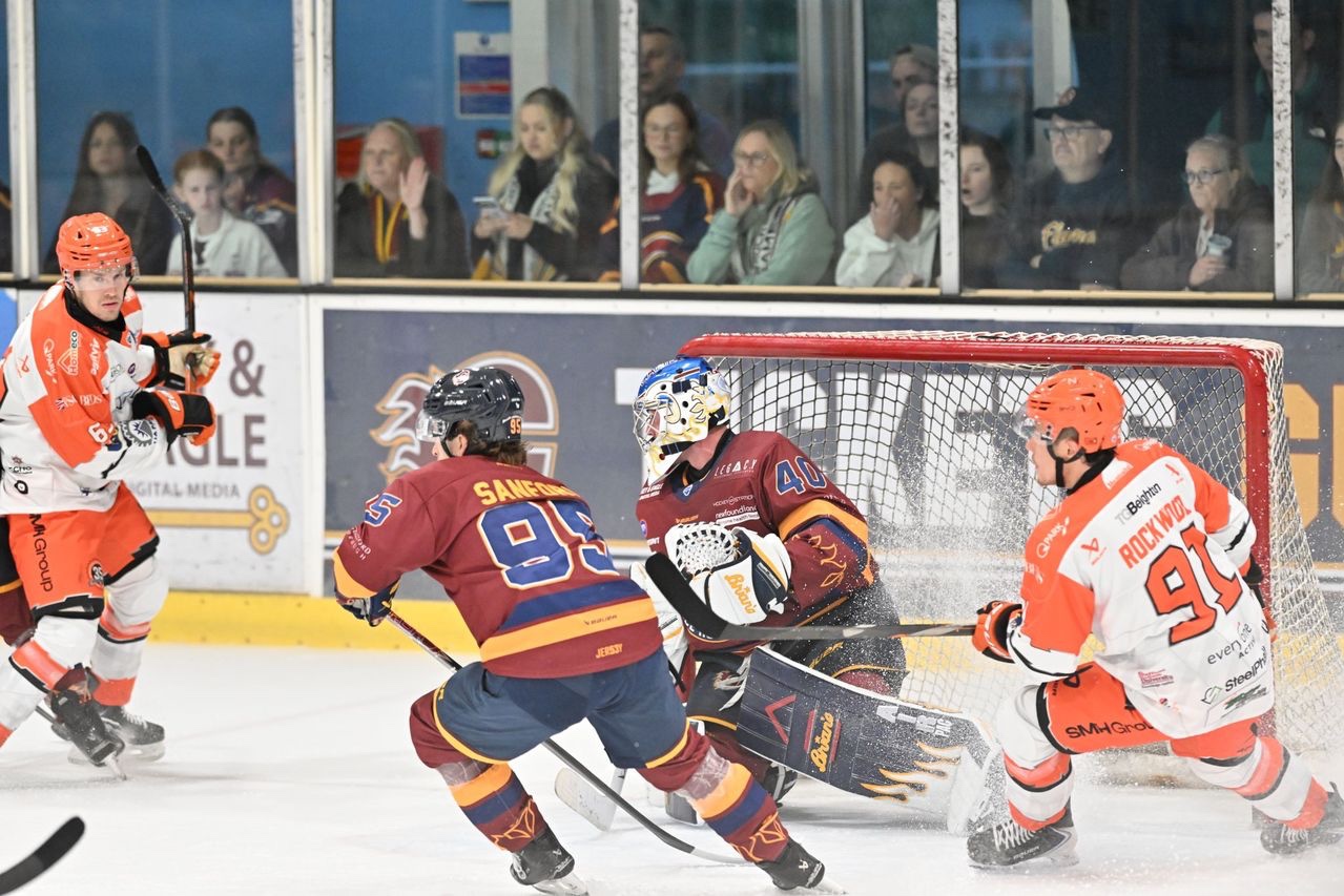 Sheffield Steelers fight back from three down to win in Guildford