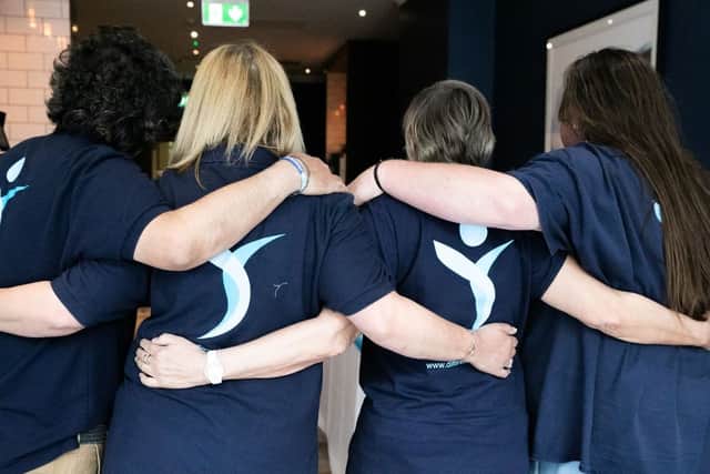 Find Peer Support, Community & Connection