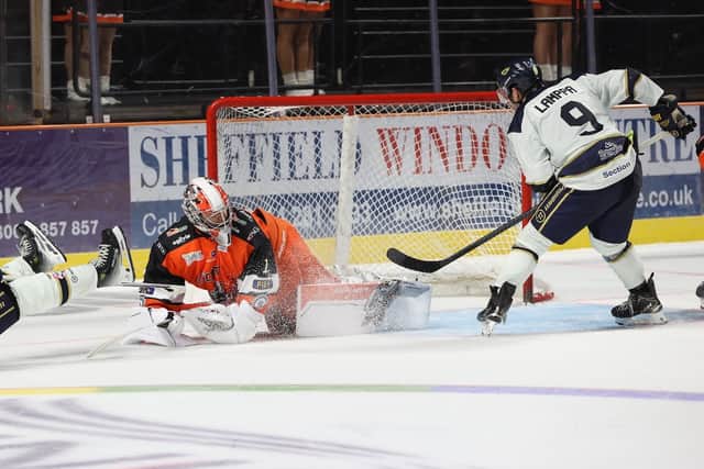 Lamppa found the net after his team mates contact with Greenfield