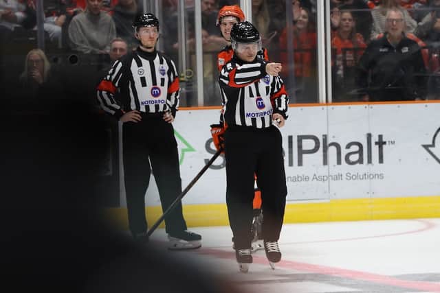 Goal stands - Referee Joe Sewell confirms his decision