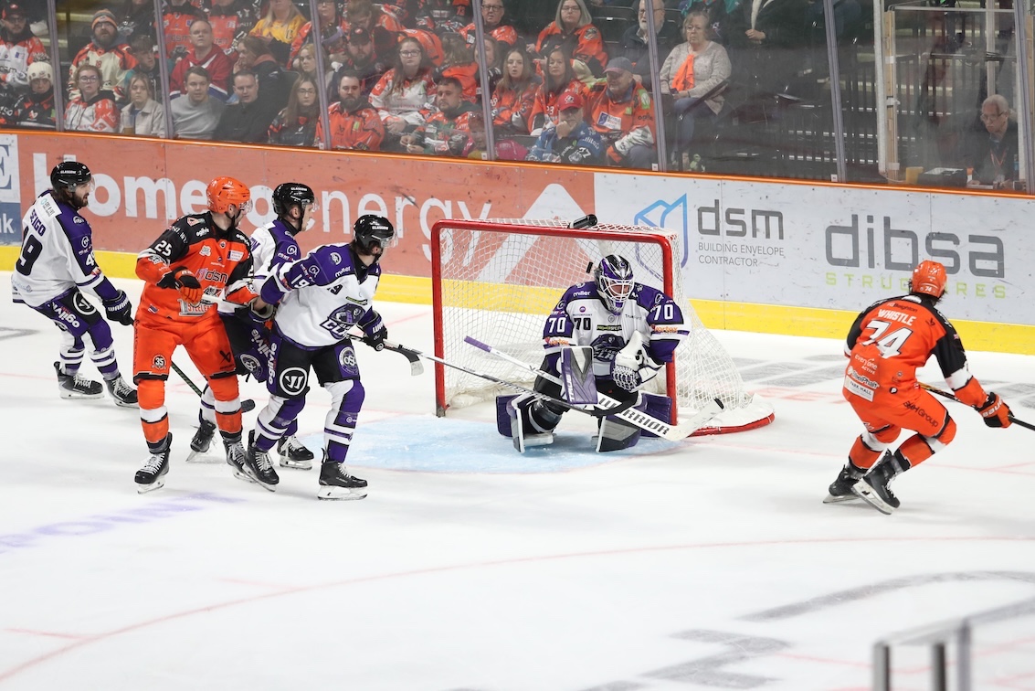 Brandon Whistle plays through pain to help Sheffield Steelers bounce back
