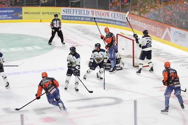 Olivier Archambault rounded off the Steelers scoring on Sunday