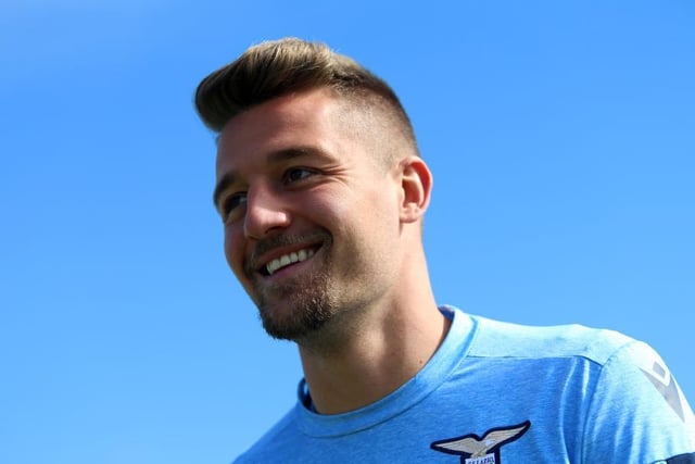 Manchester United have revived their interest in Lazio midfielder Sergej Milinkovic-Savic. He has an 86.5m release clause and is deemed as a potential Paul Pogba replacement. (Gazzetta dello Sport)