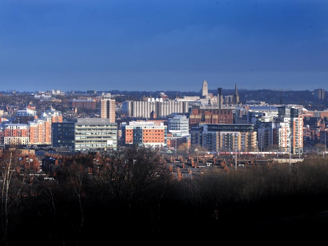 The geographical coordinates of Leeds are latitude: 534747 N; longitude: 13252 W. The elevation above sea level is 50 m = 164 ft.