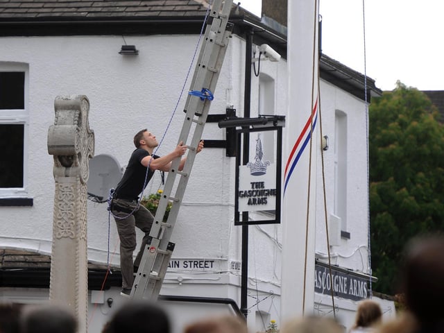 Barwick-in-Elmet has the tallest maypole in Britain at 86ft. There have been several attempts to steal it. Villagers from nearby Aberford once tried to carry it to their village but were forced to abandon it on Aberford Road.