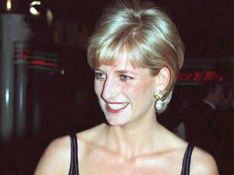 A "really terrible" portrait of Princess Diana (She looked like she'd just swallowed a wasp. Several wasps.)