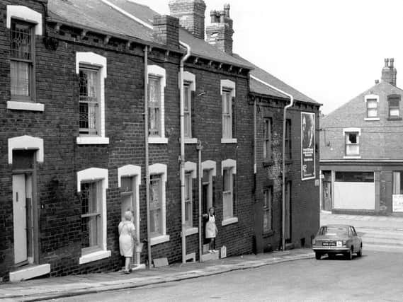 Enjoy these memories of Wortley through the years.  PIC: Leeds Libraries, www.leodis.net