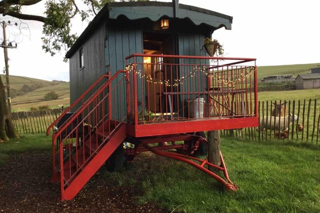Set alone in a paddock, romantic and cosy retreat in the Peak District. All modern comforts, including a microwave, kettle,toaster, CD/DAB radio, FREE WIFI, Electric, sink+hot water inside hut and top of the range gas BBQ on the decking outside.