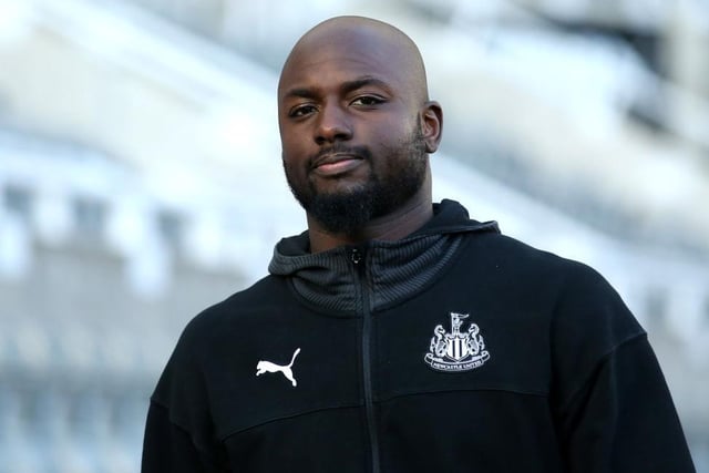 Jetro Willems has hinted at re-joining Newcastle United after posting: cant wait to bring that danger on the left with you again when wishing Allan Saint-Maximin a happy birthday. (Various)