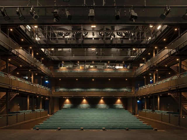 Leeds Playhouse, by Page\Park Architects. Features a new entrance and caf at street level, caf mezzanine and extension to the restaurant level above, with a new hospitality room at the top level. Photo: Jim Stephenson