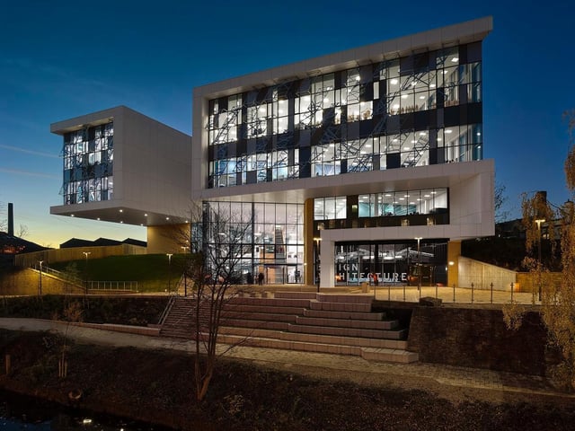 University of Huddersfield, Barbara Hepworth Building, by AHR. Home to the School of Art, Design and Architecture, the buildings design unites previously disassociated disciplines by creating interconnected spaces and studios. Photo: Daniel Hopkinson