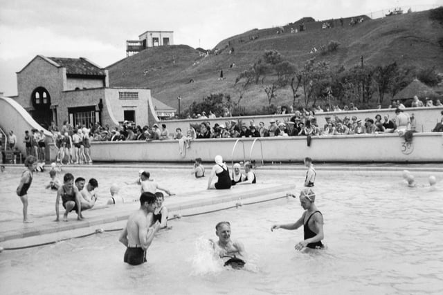 The North Bay outdoor bathing pool in Scarborough, 1938.