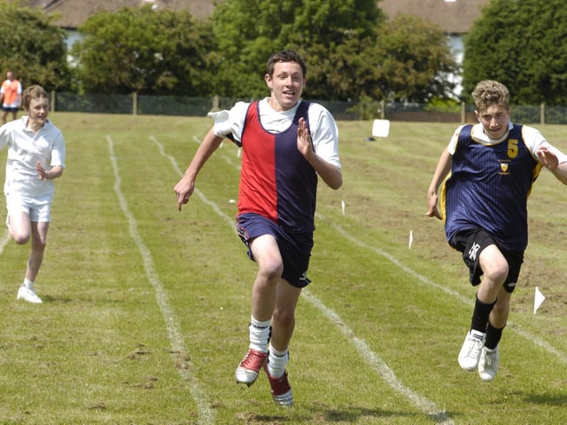 Do you recognise anyone? Tweet @SN_Sport