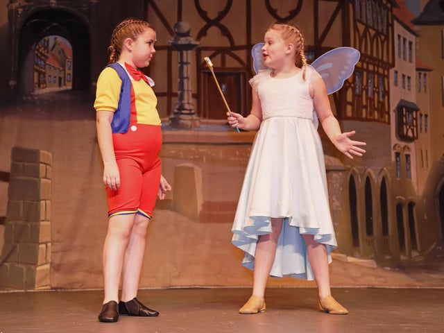 Ellie and Mia star in Pinocchio.