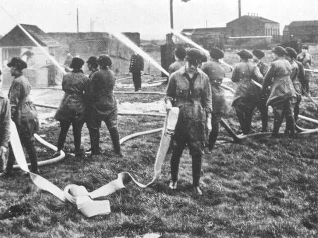 Share your memories of life in Crossgatess or Cross Gates down the years with Andrew Hutchinson via email at: andrew.hutchinson@jpress.co.uk or tweet him - @AndyhutchYPN