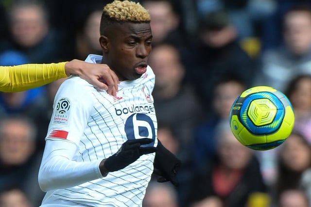 Manchester United have prioritised the signing of Lille striker Victor Osimhen with the Nigeran attracting a host of European interest. (Le10 Sport)