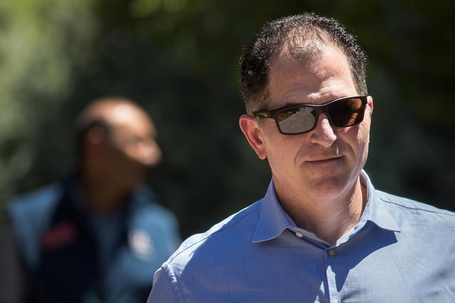 BillionaireMichael Dell is said to be in "advanced talks" over a huge potential investment in Derby County, after cooling his interest in a similar takeover move with League One side Sunderland. (Telegraph)