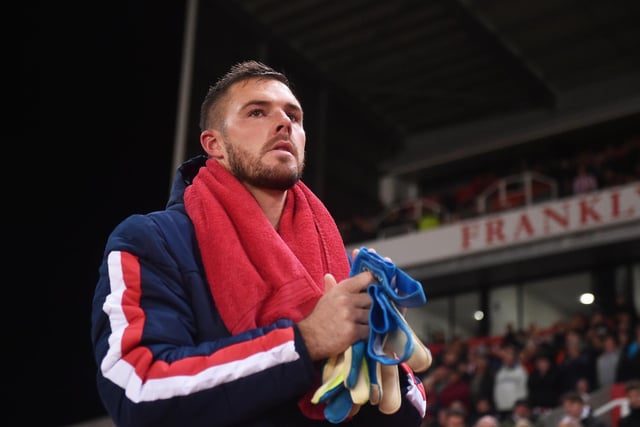 Stoke City star Jack Butland has revealed it's been a struggle to maintain his goalkeeping practice during the current football suspension, but is trying to treat the situation like summer training. (Sky Sports)