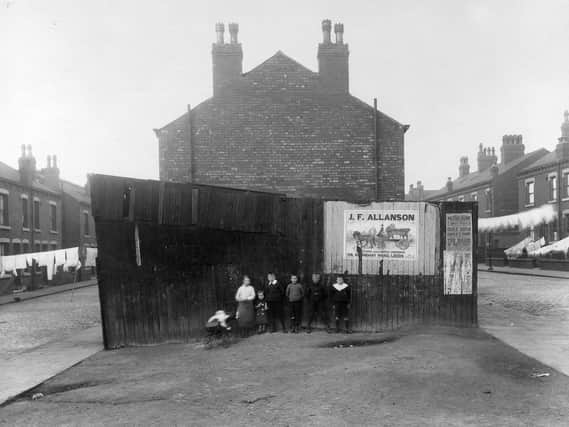 Enjoy these photos showcasing life in Leeds more than 100 years ago. PICS: Leeds Libraries, www.leodis.net