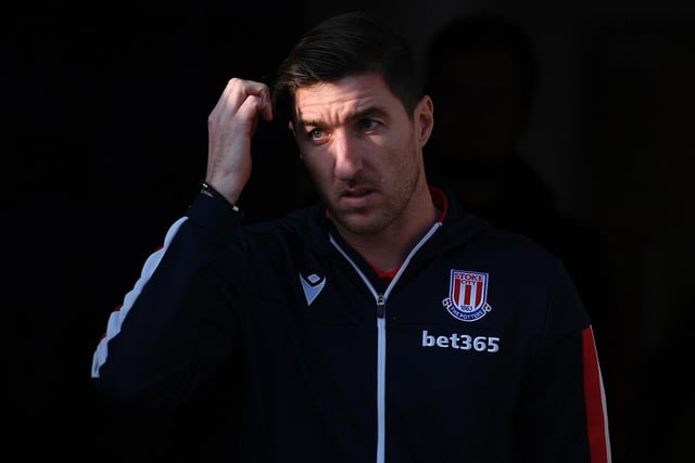 Stoke City's veteran defender Stephen Ward has revealed his contract talks with the club have been put on ice for the time being due to the COVID-19 pandemic, despite his deal expiring in the summer. (Herald)