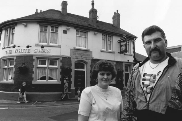 Do you remember Gary Carver and his wife Kath who ran the White Swan Hotel?