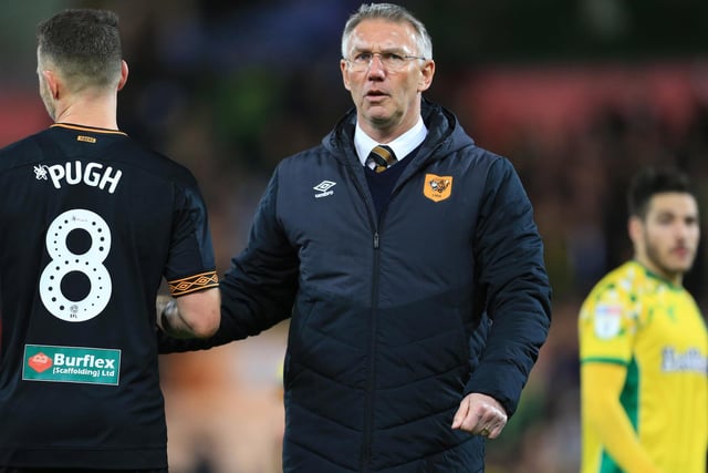 Ex-Hull City boss Nigel Adkins has revealed he's turned down a number of job offers from home and abroad in recent times, insisting he's willing to wait for the right opportunity to arise. (Sky Sports)
