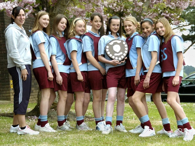 Recognise anyone? Tweet @SN_Sport