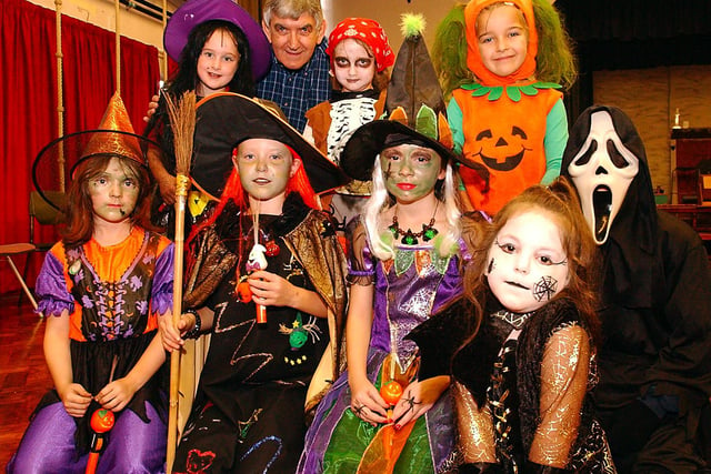 Students at Heath View School raise funds for Wakefield Hospice, October 2006. Daniel Stacey, Sophie Orange, Lilly Brook, Katie Stoppard-Bennett, Joshua Lowe, Stacey Baldwin, Chloe Woods, Emma Pringle, and Terry Rigg.