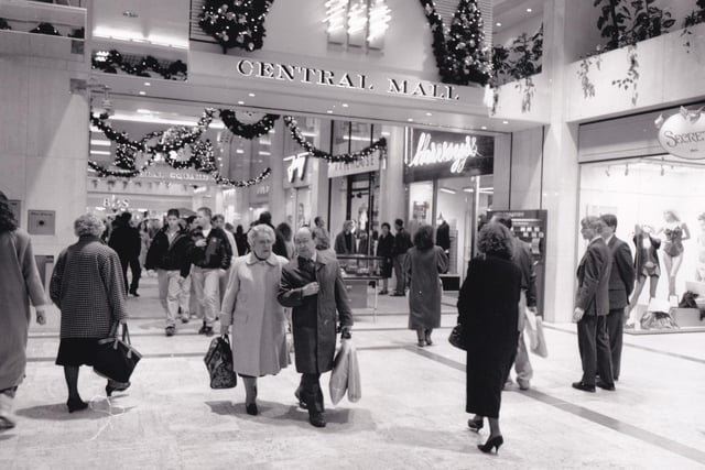 December 1989 and Central Square and malls featured more than sixty thousand pounds worth of illuminated decorations.