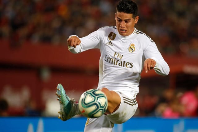 Everton are in advanced negotiations over a 35m deal for Manchester United-linked James Rodriguez, who is keen on a reunion with Carlo Ancelotti. (AreaNapoli)