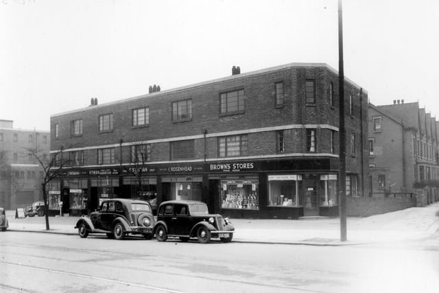 The parade of shops between Savile Road and Savile Place. To left, corner of Forum cinema, Muriel Davis sweets, Jack Freeman chemist, Isaac Hyman hairdresser, Charles Statman, fruit and Ann Leader ladies wear.