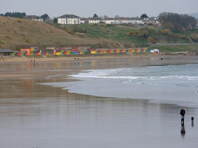 A deserted and drizzly North Bay.