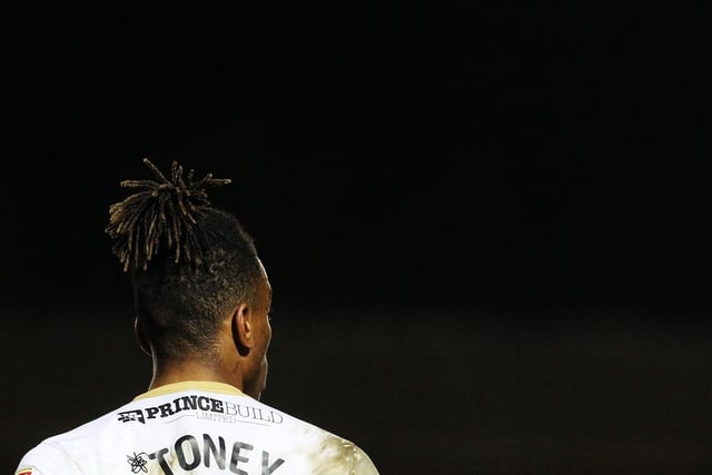 Derby County's hopes of luring in Peterborough United talisman Ivan Toney appear to have taken a blow, with the club ready to hand him a huge contract should they secure promotion. (Peterborough Telegraph)