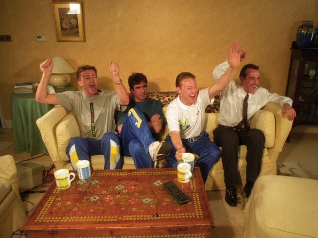 Lee Chapman, Eric Cantona, David Batty and Gary McAllister celebrate winning the title on the sofa at Chappy's Leeds home.