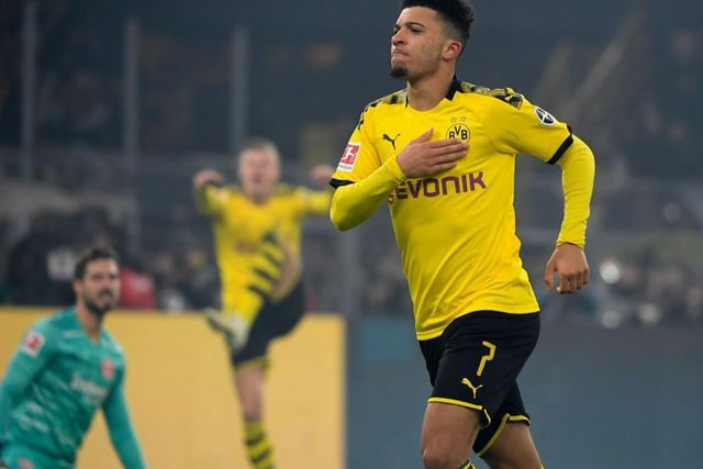 Manchester United chiefs believe they can land Jadon Sancho for a cut-price fee of around 52m for Jadon Sancho due to the coronavirus pandemic. (The Transfer Window Podcast)