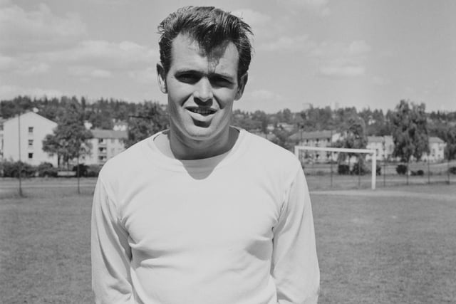 Connelly won the First Division title with both Burnley (1959/60) and Manchester United (1964/65). He scored 105 goals in 265 games for the Clarets and went on to be a part of the FIFA World Cup winning squad of 1966, playing in the opening match against Uruguay.