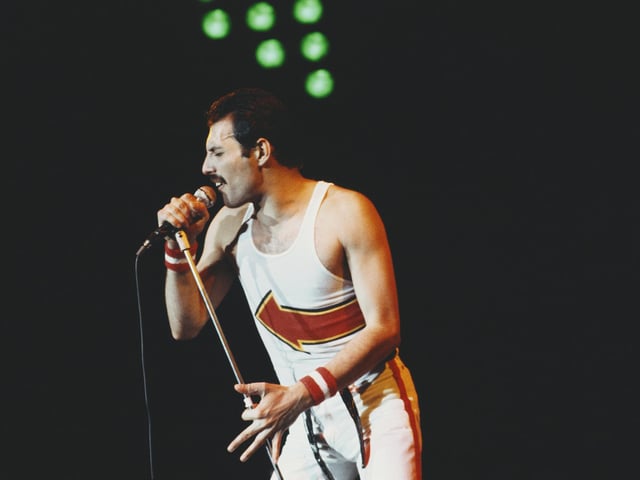 The concert featured most songs from the newly-released Hot Space album including  Action This Day and Under Pressure.