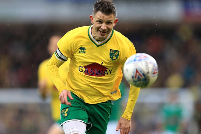 Ex-Norwich City striker Jamie Cureton has revealed he was in the middle of a celebratorymeal having agreed to join Hull City back in 2007, when he made the last minute decision to move back to the Canaries. (Eastern Daily Press)
