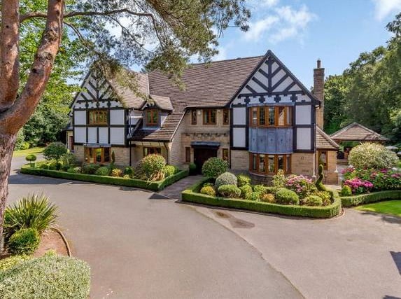 3.95m - The Manor is Tudor in style which has been expanded and improved over recent years and designed to incorporate a vast array of modern features including Crestron home automation, Lutron lighting and an advanced security system with CCTV. Its individual interior has been fitted without compromise with any new owner offered the potential to include a significant array of the current furnishings potentially providing a turnkey solution.