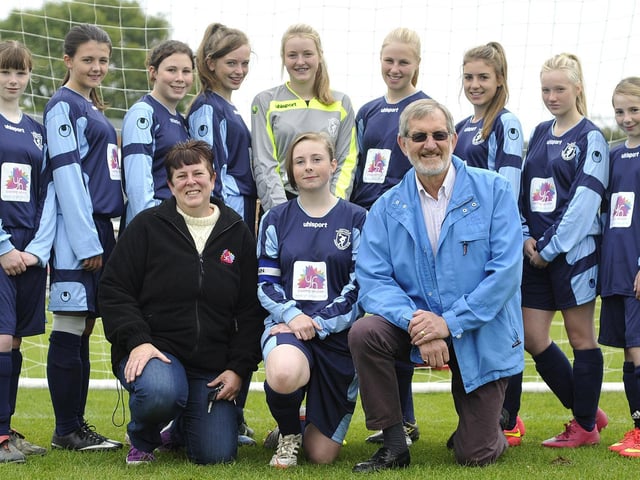 Do you recognise anyone in this Retro Spotlight? Tweet us via @SN_Sport or email daniel.gregory@jpimedia.co.uk