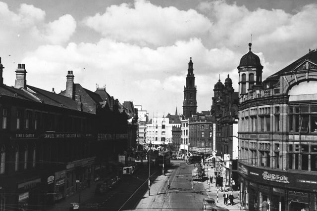 A view looking towards Duncan Street and Boar Lane from the roof of the Corn Exchange in August 1956.