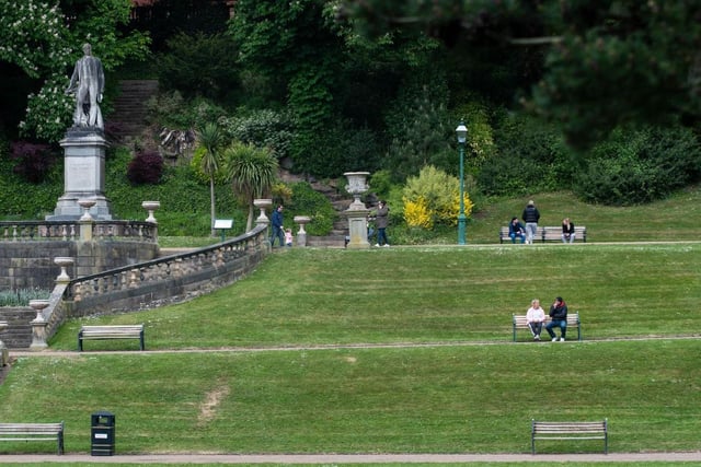 Plenty of benches were free in Avenham on Wednesday (May 13), despite the Government giving households permission to meet friends and relatives in the nation's parks