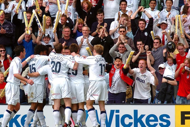 The PNE players celebrate Ricgard Cresswell's goal in front of the Deepdale faithful