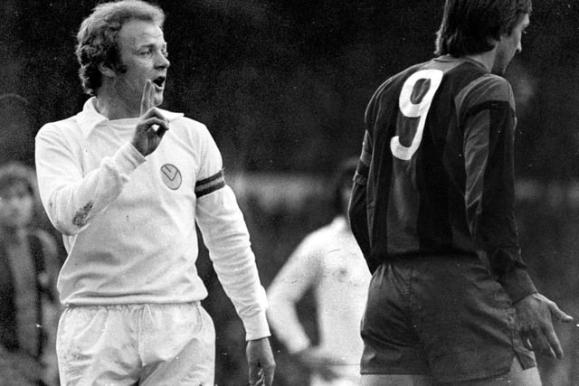 Billy Bremner has a word with Johan Cruyff during the European Cup semi-final first leg at Elland Road.