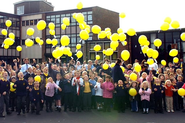 Balloon launch at Mereside Primary School, Blackpool, to raise money for the North West Air Ambulance in 2006