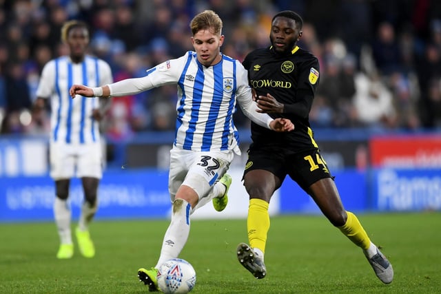 Huddersfield Town loanee Emile Smith Rowe has been tipped to break into the Arsenal set-up next season, after impressing since joining the Terriers on a temporary spell in January. (Football London)